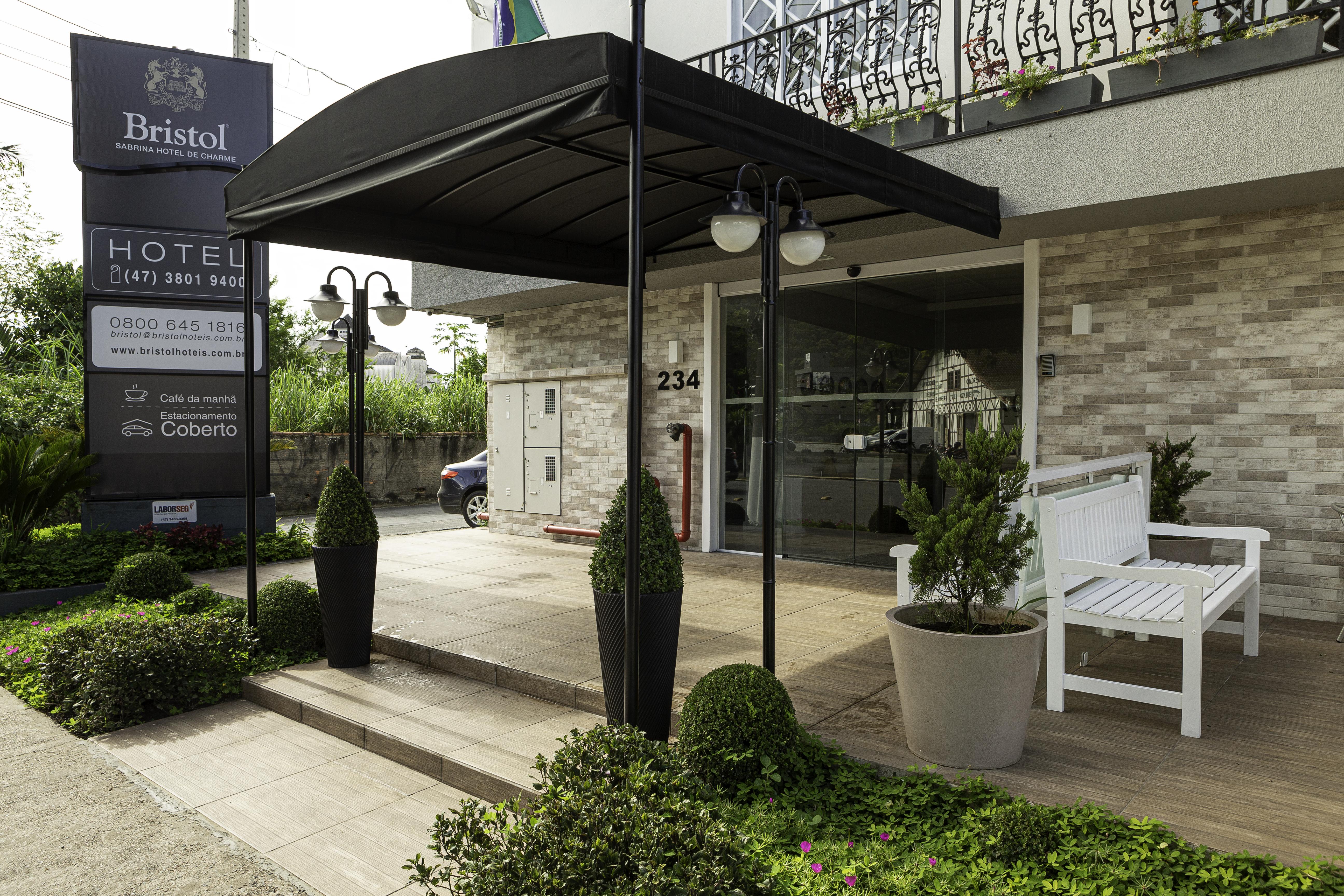 Bristol Sabrina Hotel De Charme Joinville Exterior photo